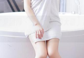 GIRLT果团网 – 天台上的周大萌,高清分享我的爱与‘尴’!