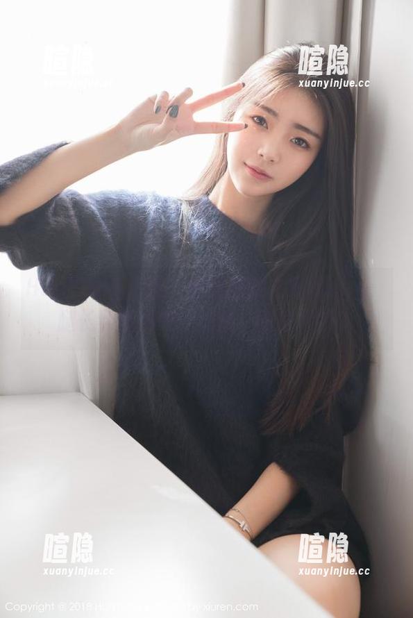HuaYang花漾-尤妮丝egg HuaYang花漾 - 美图里的尤妮丝egg:腿长到能搁书的程度,真的假的?