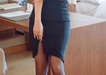 HuaYang花漾 – 短裤太美,不看葛征Model的新图册我简直无法呼吸!