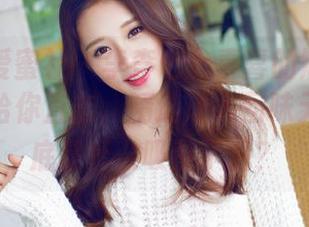 IMiss爱蜜社 – 李李七七喜喜的短裤写真,原图给你直击,精选让人回味无穷。到底是什么吸引了我?