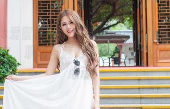IMiss爱蜜社 – 诶?莉娜lena的丝袜秘书作品中,职场与魅力碰撞,居然这么让人心动!