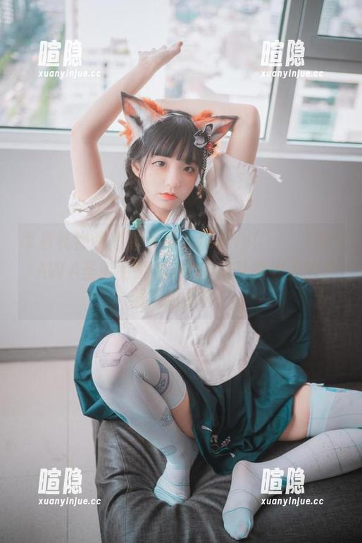 带着礼物和高清资源，Jenny(정제니)在DJAWA圣诞特别篇2020里圣诞老人的颜值绝对不输！