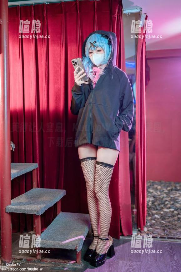 KuukoW 美得让人窒息,KuukoW圣诞优菈美图,下载后小心心跳加速。