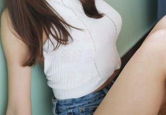 MyGirl美媛馆 – 王馨瑶yanni的红裙作品来啦，更新就是好事，感觉整个春天都来了！