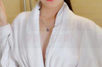 PANS摄影 – 浴室镜子里的维尼：每一张更新都在撒娇！