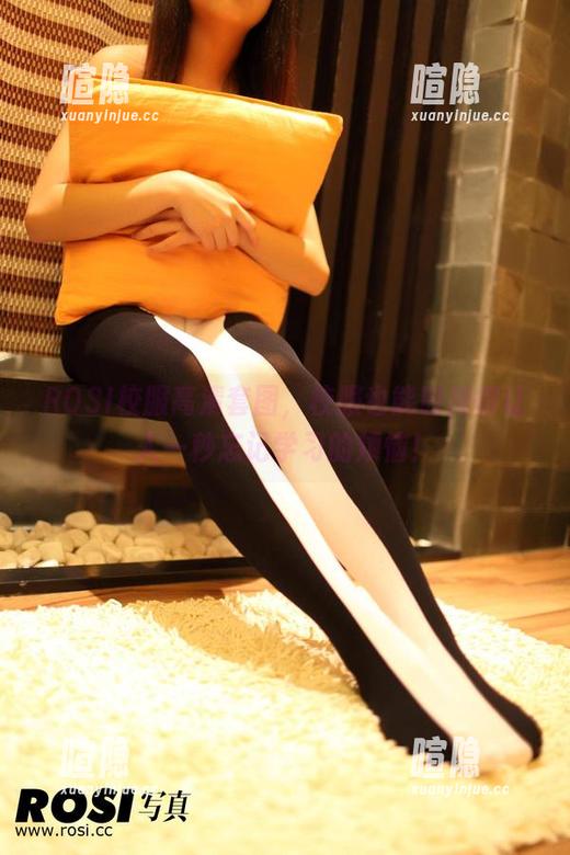 ROSI写真 ROSI校服高清套图,校服也能时尚得让人一秒忘记学习的烦恼!