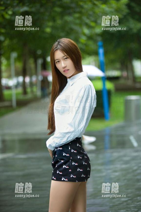 TuiGirl推女郎 - 看！哈尼宝宝最新白丝，居然让我忘了其它所有堵心的事