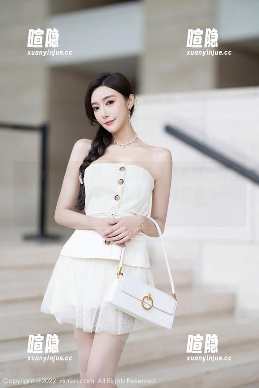 Xiuren秀人网 - 谁说白色不能撩？吃白菜的vi菜菜全套图包教你如何优雅地撒娇！