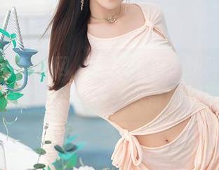Xiuren秀人网 – 分享一下，外科TEL的白裙图集到底有多少奇葩瞬间！