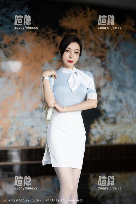 Xiuren秀人网 - 李丽莎的美脚：高清作品集，快来为这双征服心灵的脚点赞！