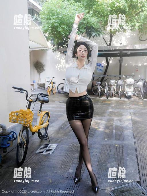 Xiuren秀人网-绮梦Cherish Xiuren秀人网 - 想知道绮梦Cherish校服有多美?来看看这组高清写真吧!
