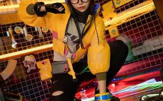 ZinieQ的HelmxAnisNIKKE联动Cos:原图闪烁,写真让人心里小鹿乱撞