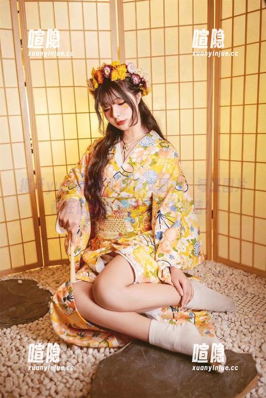 yuuhui玉汇 揭开yuuhui玉汇的修女面纱:每张图片都在低语,性感又不失纯洁!