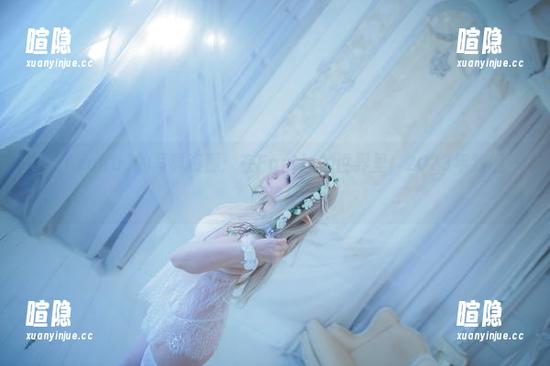サク(saku)的写真资源：在Fantia的世界里，2023年我们一起浪！