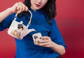 丽柜 – 黄芬的双人套图:这画面怎么能这么养眼?