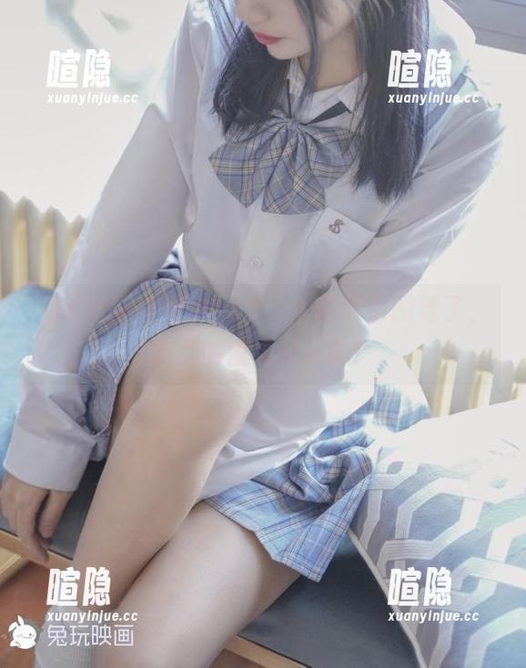 兔玩映画 兔玩映画的纯白浴巾,太能吸引眼球了,作品的魔力杠杠的!