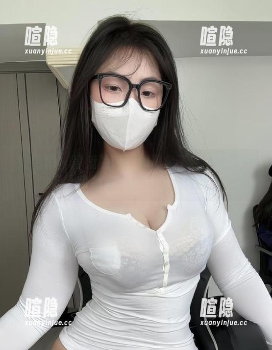 可爱的肉巴 微密圈 - 可爱的肉巴的黑色丁字裤全套作品,身材曲线让人目不转睛!