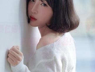 跟随姜仁卿(강인경)的短裙裙摆，享受那份细腻的福利作品！