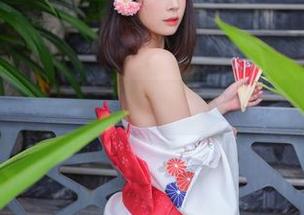黑丝诱惑！姜仁卿(강인경)原图里带着些梦幻的色彩！