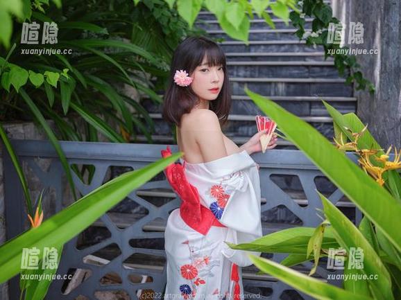 黑丝诱惑！姜仁卿(강인경)原图里带着些梦幻的色彩！