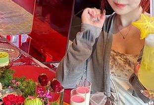 分享宝儿mysterial的白衬衫套图,你不觉得这件衣服好像有魔力吗?