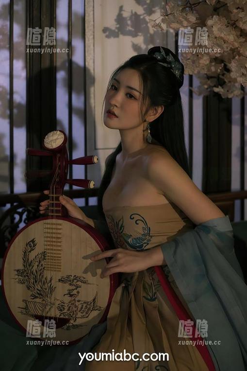 尤蜜荟 - 每一张图片都是陈宇曦的剧情延伸，资源来得猝不及防！