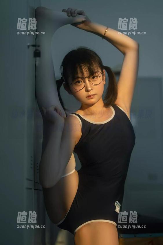幼水铃衣 幼水铃衣只需一瞬,梦浴少女的作品集原图,心情都变得柔软起来。