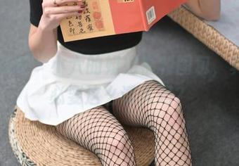 异思趣向 – 小六的姐姐福利图包，真的有必要这么诱人吗？