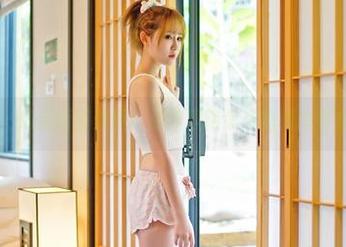 推女神 – 最新短裤美图!看陈思琪怎么把简单穿成魔法!