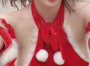 是依酱呀的自拍,谁说免费无法有品质?图包等你来拿