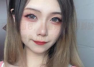 下载末夜787图包，看看她的‘特别的宠物’，想象力可真丰富啊！