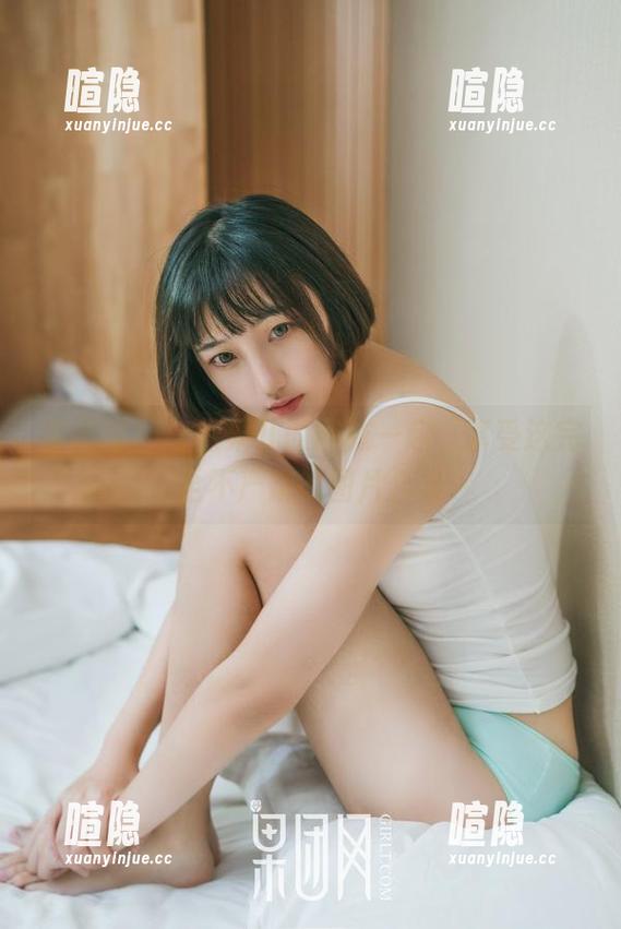 果团网-松果儿 果团网 - 与松果儿的网袜一起,享受这完全不严肃的图片合集