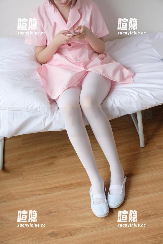 森萝财团 图包里的黑丝水手服,森萝财团是要犯规吗?