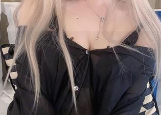 全集在线观看!洛桑w伊梓的明日奈兔女郎,真的是不看后悔,吃了这碗‘草’!