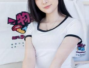 物恋传媒 – 当小茶遇上女友,诙谐又无圣光的写真时刻