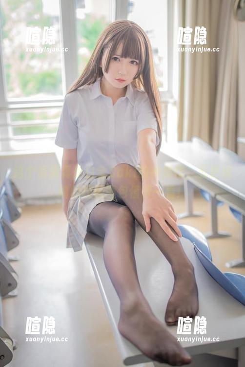 白金Saki 这个资源真是白金Saki的神操作,五更琉璃的校服图包值得一看!