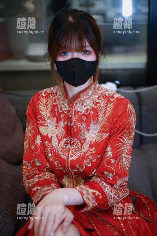 白龙猫女 微密圈 - 泳池里那些事儿,白龙猫女的套图精选,似乎什么都不想说又想说