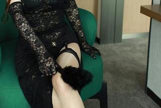 秀人网 – 南乔的修女写真，壁纸中的仙女下凡？