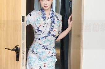 秀人网 – 奶瓶全新图包:裤里丝的缤纷世界