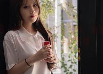 秀人网 – 安然anran与万圣节：精致写真套图，鬼魅与美丽共舞