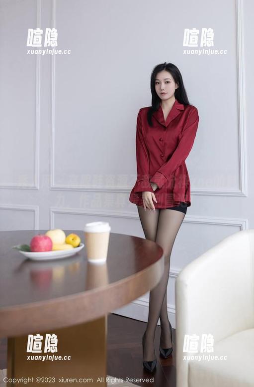 秀人网-戴允祺zoe 秀人网 - 高跟鞋资源不敌戴允祺zoe的魅力,作品集真是美到冒泡!