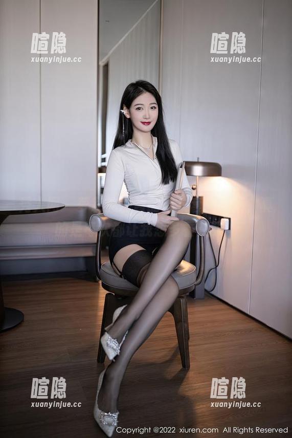 秀人网-萝莉悠悠酱 秀人网 - 萝莉悠悠酱的内衣套图更新,真的是每次都让我想多看几眼!