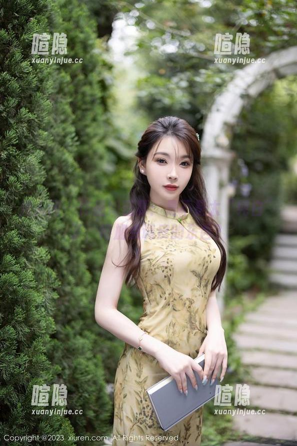 秀人网-蓝夏 秀人网 - 作品如蓝夏:是不是太“纯白”了,得加点调皮的东西?