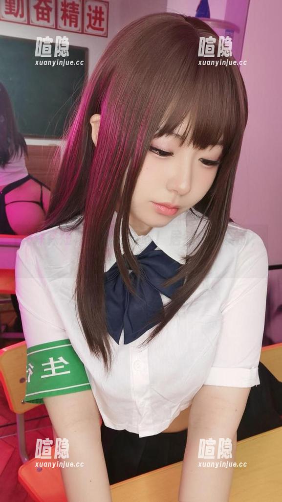 虎森森短裙写真，天哪！居然是免费的，快来围观！