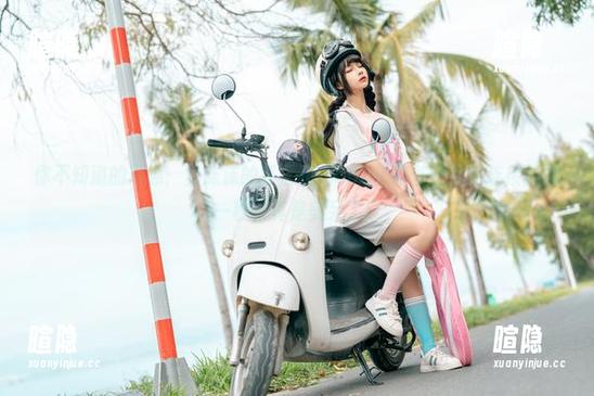 蠢沫沫 你不知道的写意:蠢沫沫的狂三和服cos,与壁纸无缝连接的那一秒,真是美呆了!