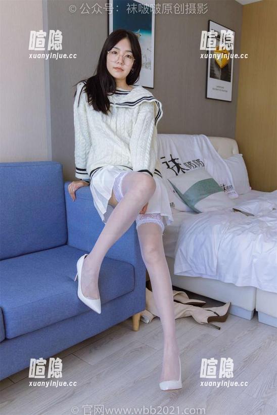 袜啵啵-稚予 袜啵啵 - 壁纸新玩法!稚予的肉丝搭配脚尖微加固,原图带你走进梦幻空间!