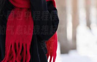 语画界 – 图包中程程程的粉色护士装，那种甜蜜的气息让我想起了……好吧，别想多了