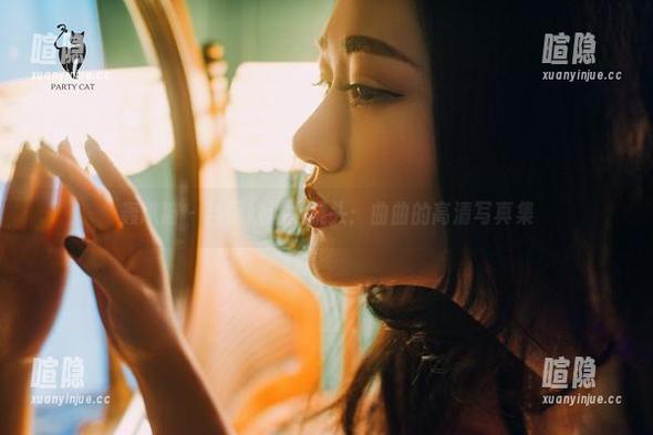 轰趴猫 - 当厨娘遇上镜头：曲曲的高清写真集
