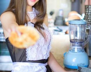 青豆客 – 睡衣写真总是让人遐想，艾小青的更新真的会让我沉迷！