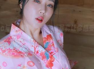 韩国CoCo与她的胡萝卜：高清写真让你感受‘根根相连’的奇妙！